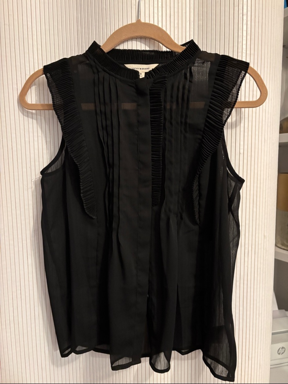 Lucky Brand Black Sleeveless Pleated Ruffle-Trim Camisole